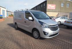 VAUXHALL VIVARO 2016 - SPORTIVE L1 - FSH - ONE OWNER - TRULY IMMACULATE CONDITION - AIR CON