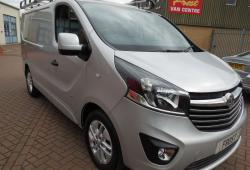 16,VAUXHALL VIVARO SPORTVE<br>SWB 120PS