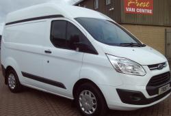 FORD CUSTOM SWB HR TREND AIRCON,NAV FSH