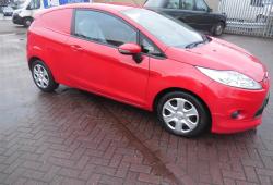 FORD FIESTA SPORT VAN - AIR CON - FSH - ONE OWNER - BRIGHT RED - 95ps