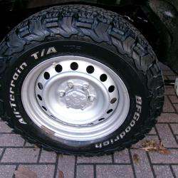 TOYOTA LAND CRUISER SWB UTILITY 2.8