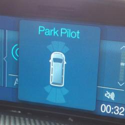 FORD CUSTOM SWB HR TREND AIRCON,NAV FSH