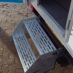 IVECO DAILY 35-180 3.0L CATERING VAN
