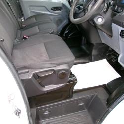 FORD TRANSIT 350  125PS DOUBLE CAB