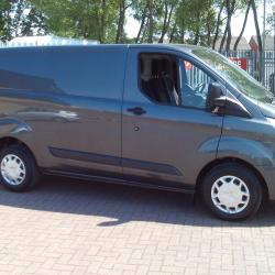 FORD CUSTOM TREND SWB 125 , 2.2 CLEAN AIR/ULEZ COMPLIANT