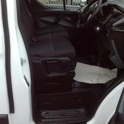 FORD CUSTOM SWB HR TREND AIRCON,NAV FSH