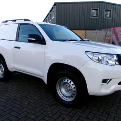 TOYOTA LAND CRUISER SWB UTILITY 2.8
